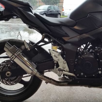 Suzuki-GSR-750-De-cat-Pipes-by-Max-Torque-Cans-UK-1