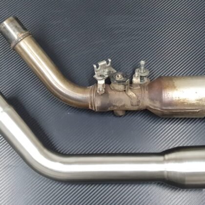 Suzuki-GSR-750-De-cat-Pipes-by-Max-Torque-Cans-UK-16